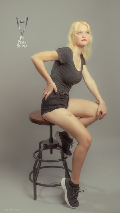 ModelRebellion-2-2